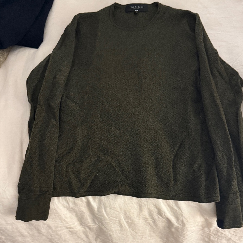 rag & bone Men's Olive Green Sweater. Large but fits more like medium